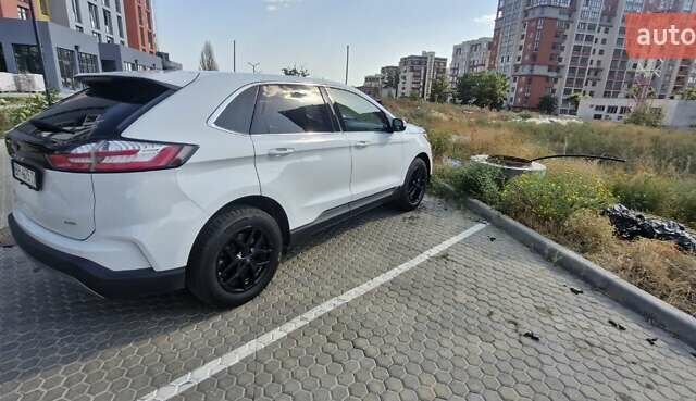 Білий Форд Едж, об'ємом двигуна 2 л та пробігом 90 тис. км за 23000 $, фото 4 на Automoto.ua