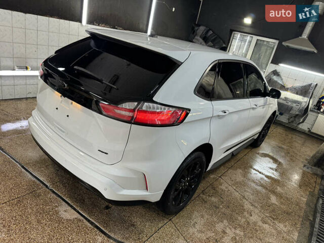 Белый Форд Эдж, объемом двигателя 2 л и пробегом 46 тыс. км за 22800 $, фото 4 на Automoto.ua