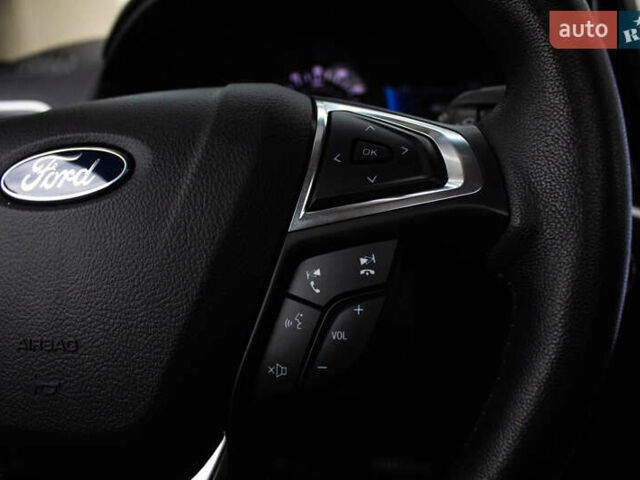 Білий Форд Едж, об'ємом двигуна 2 л та пробігом 39 тис. км за 24200 $, фото 37 на Automoto.ua