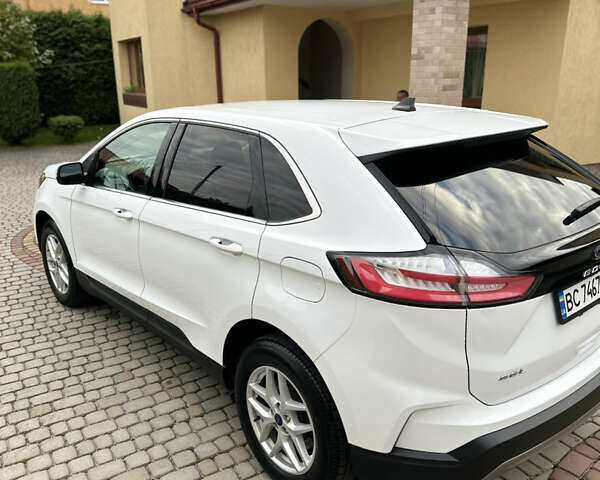 Белый Форд Эдж, объемом двигателя 2 л и пробегом 100 тыс. км за 20999 $, фото 3 на Automoto.ua