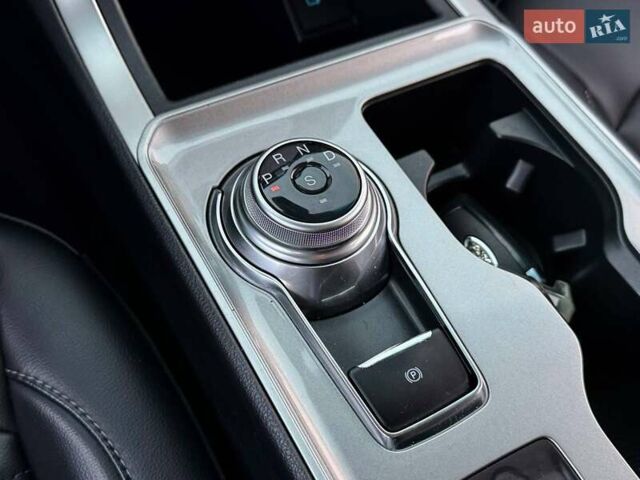 Білий Форд Едж, об'ємом двигуна 2 л та пробігом 35 тис. км за 21700 $, фото 27 на Automoto.ua