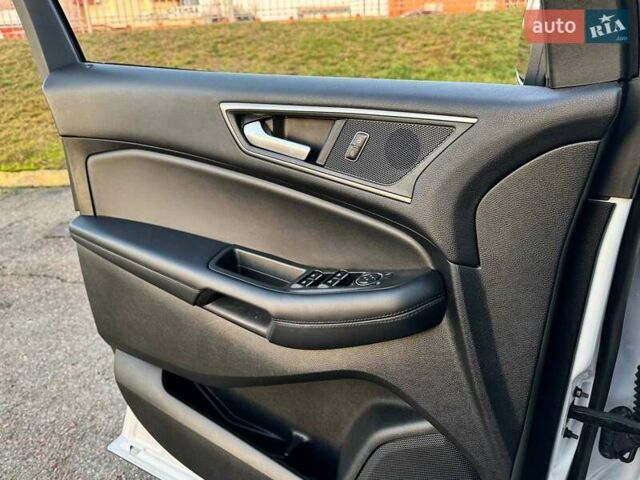 Білий Форд Едж, об'ємом двигуна 2 л та пробігом 35 тис. км за 21700 $, фото 36 на Automoto.ua