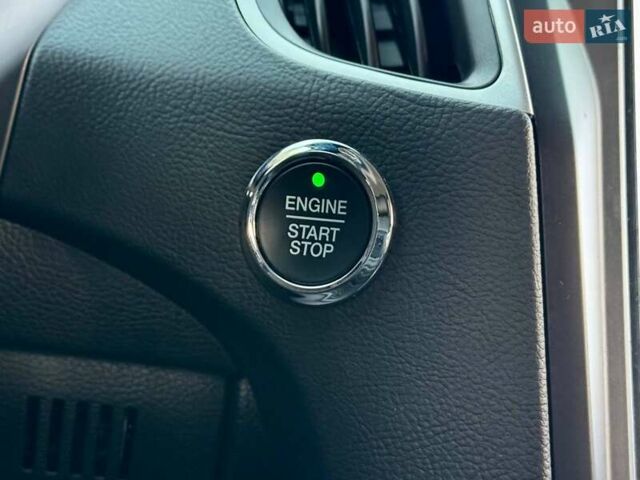 Білий Форд Едж, об'ємом двигуна 2 л та пробігом 35 тис. км за 21700 $, фото 31 на Automoto.ua