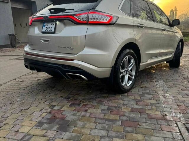 Бежевий Форд Едж, об'ємом двигуна 2 л та пробігом 146 тис. км за 19200 $, фото 3 на Automoto.ua