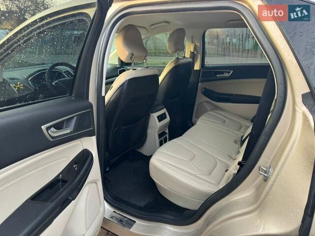 Бежевый Форд Эдж, объемом двигателя 2 л и пробегом 146 тыс. км за 19200 $, фото 9 на Automoto.ua