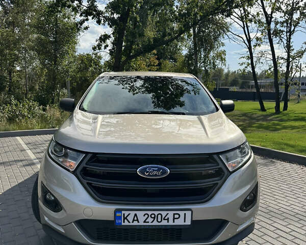 Бежевий Форд Едж, об'ємом двигуна 2 л та пробігом 125 тис. км за 14000 $, фото 1 на Automoto.ua
