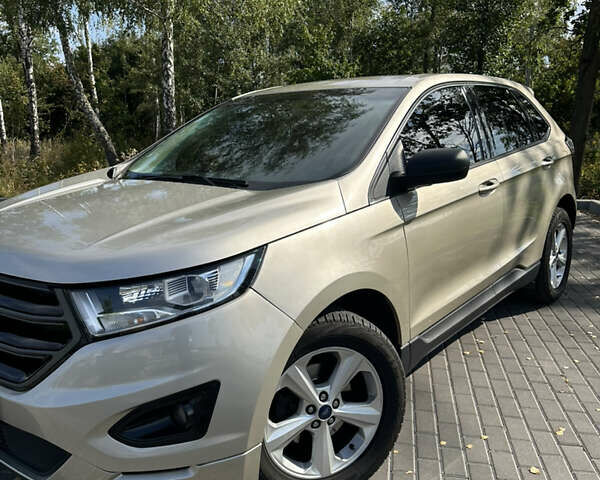 Бежевий Форд Едж, об'ємом двигуна 2 л та пробігом 125 тис. км за 14000 $, фото 3 на Automoto.ua