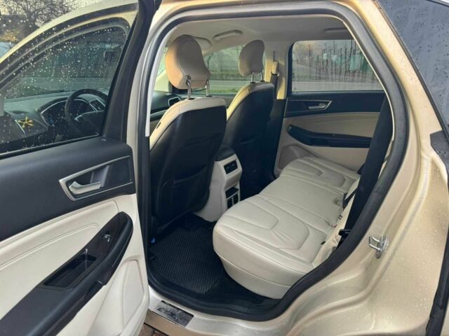 Бежевий Форд Едж, об'ємом двигуна 2 л та пробігом 146 тис. км за 19200 $, фото 9 на Automoto.ua