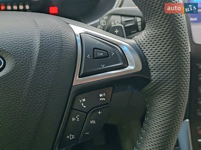 Бежевый Форд Эдж, объемом двигателя 2 л и пробегом 146 тыс. км за 19690 $, фото 26 на Automoto.ua