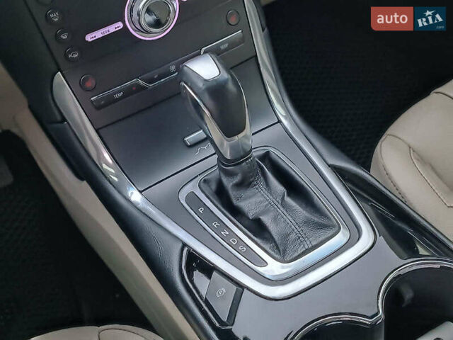 Бежевый Форд Эдж, объемом двигателя 2 л и пробегом 146 тыс. км за 19690 $, фото 15 на Automoto.ua