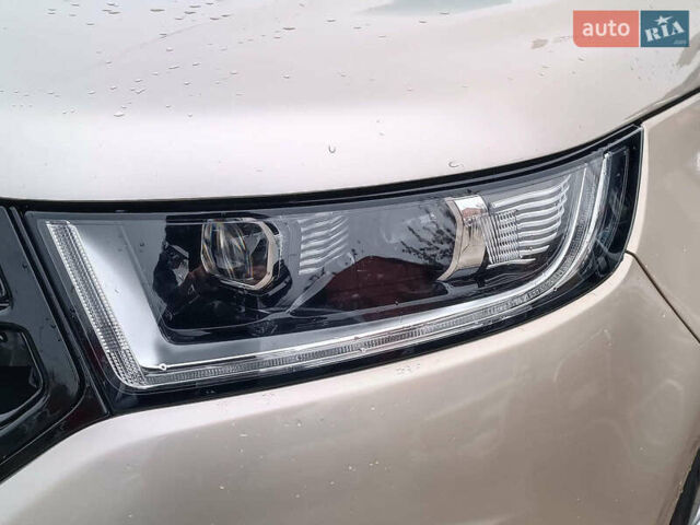 Бежевый Форд Эдж, объемом двигателя 2 л и пробегом 146 тыс. км за 19690 $, фото 4 на Automoto.ua