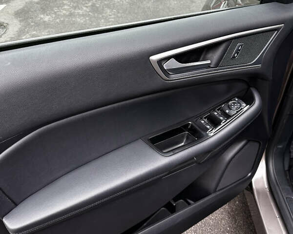 Бежевый Форд Эдж, объемом двигателя 2 л и пробегом 89 тыс. км за 18300 $, фото 17 на Automoto.ua