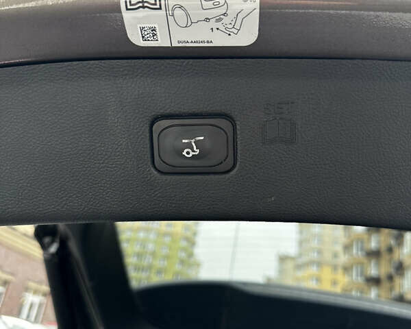 Бежевый Форд Эдж, объемом двигателя 2 л и пробегом 89 тыс. км за 18300 $, фото 31 на Automoto.ua