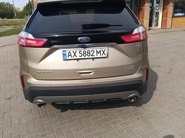 Бежевый Форд Эдж, объемом двигателя 2 л и пробегом 40 тыс. км за 25600 $, фото 4 на Automoto.ua