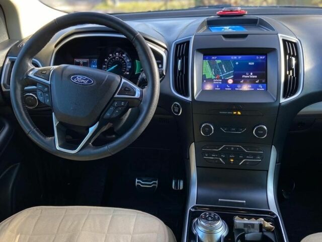 Бежевый Форд Эдж, объемом двигателя 2 л и пробегом 40 тыс. км за 25600 $, фото 5 на Automoto.ua