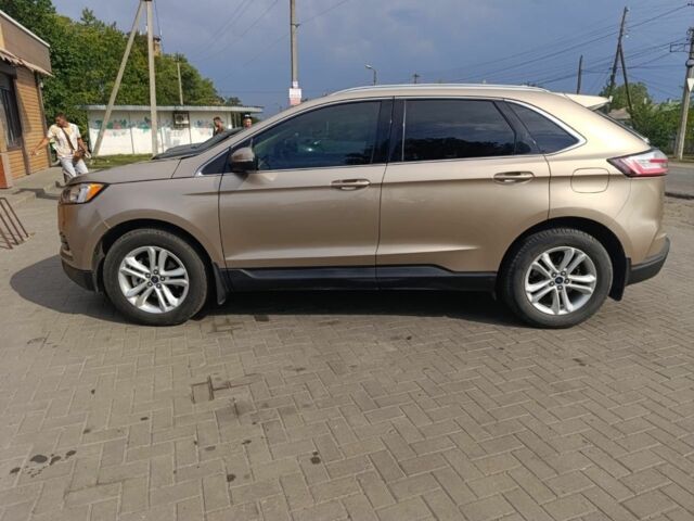 Бежевый Форд Эдж, объемом двигателя 2 л и пробегом 40 тыс. км за 25600 $, фото 3 на Automoto.ua