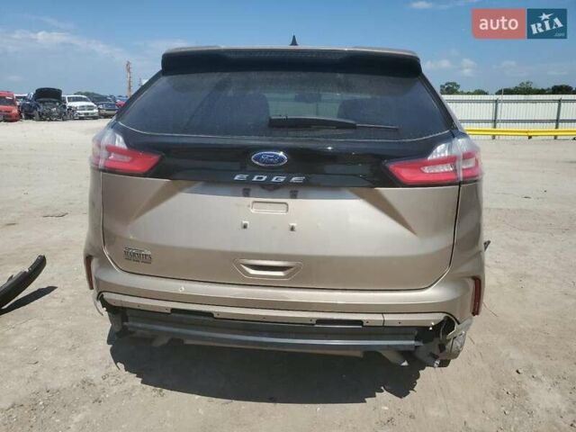 Бежевый Форд Эдж, объемом двигателя 2 л и пробегом 56 тыс. км за 5500 $, фото 5 на Automoto.ua