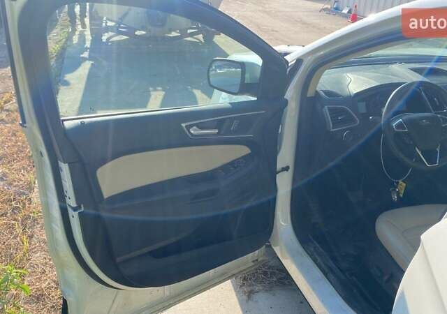 Бежевый Форд Эдж, объемом двигателя 2 л и пробегом 67 тыс. км за 18999 $, фото 10 на Automoto.ua