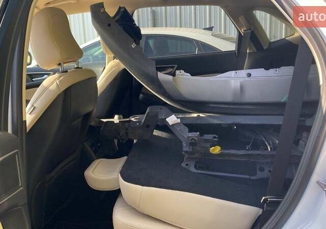 Бежевый Форд Эдж, объемом двигателя 2 л и пробегом 67 тыс. км за 18999 $, фото 11 на Automoto.ua