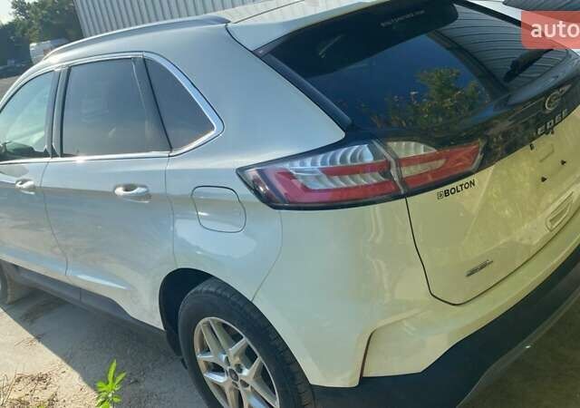 Бежевый Форд Эдж, объемом двигателя 2 л и пробегом 67 тыс. км за 18999 $, фото 1 на Automoto.ua