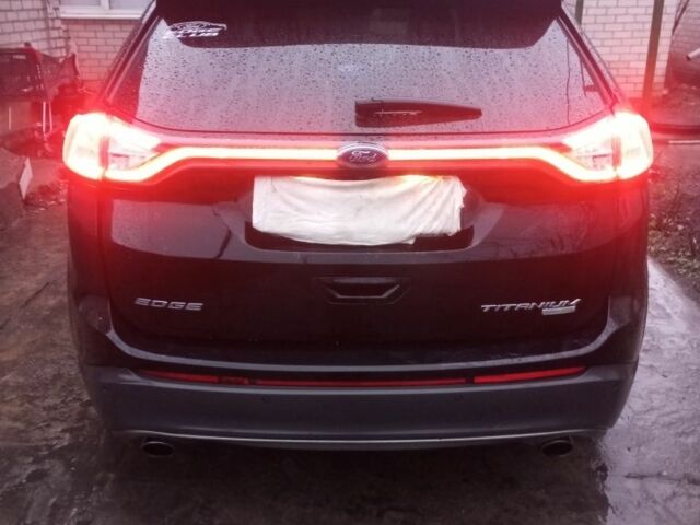 Черный Форд Эдж, объемом двигателя 2 л и пробегом 162 тыс. км за 22129 $, фото 5 на Automoto.ua