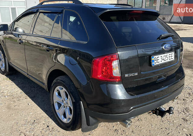 Черный Форд Эдж, объемом двигателя 3.5 л и пробегом 180 тыс. км за 12500 $, фото 3 на Automoto.ua