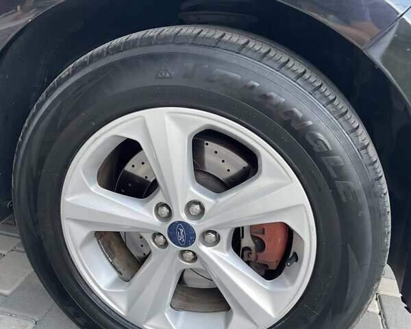 Черный Форд Эдж, объемом двигателя 2 л и пробегом 193 тыс. км за 14200 $, фото 2 на Automoto.ua