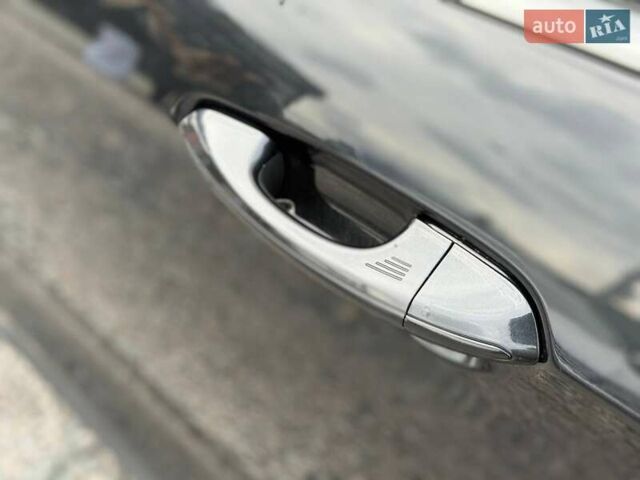 Черный Форд Эдж, объемом двигателя 2 л и пробегом 227 тыс. км за 15800 $, фото 5 на Automoto.ua