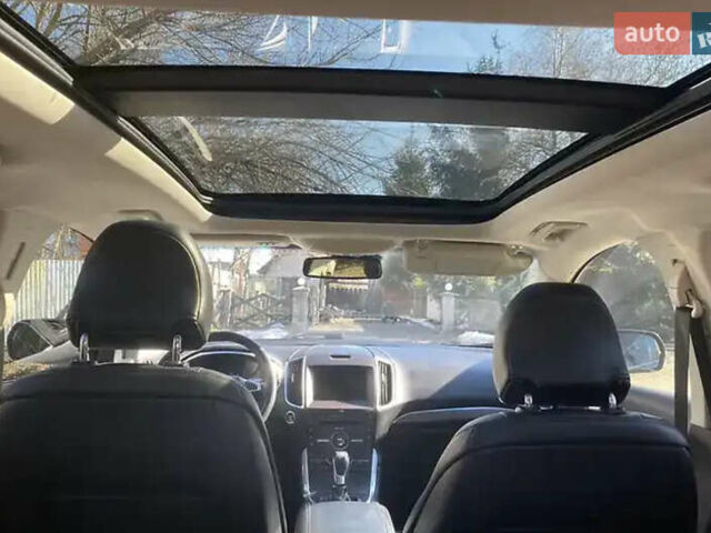 Чорний Форд Едж, об'ємом двигуна 2 л та пробігом 110 тис. км за 13500 $, фото 5 на Automoto.ua