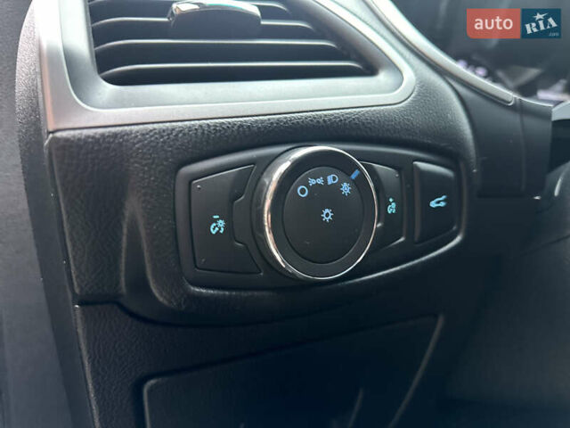 Черный Форд Эдж, объемом двигателя 3.5 л и пробегом 227 тыс. км за 14999 $, фото 12 на Automoto.ua