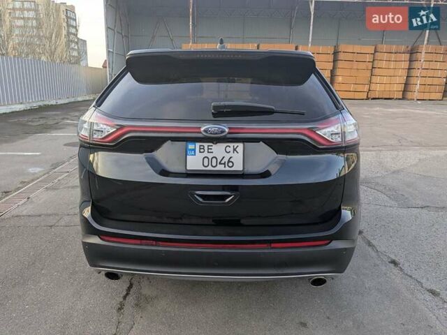 Черный Форд Эдж, объемом двигателя 2 л и пробегом 136 тыс. км за 15000 $, фото 5 на Automoto.ua