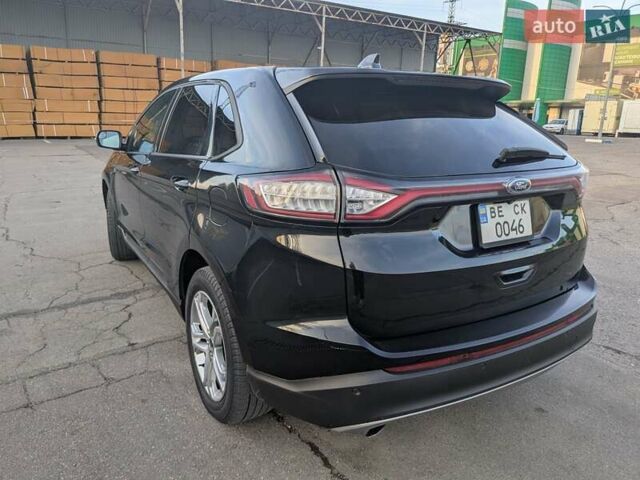 Черный Форд Эдж, объемом двигателя 2 л и пробегом 136 тыс. км за 15000 $, фото 4 на Automoto.ua