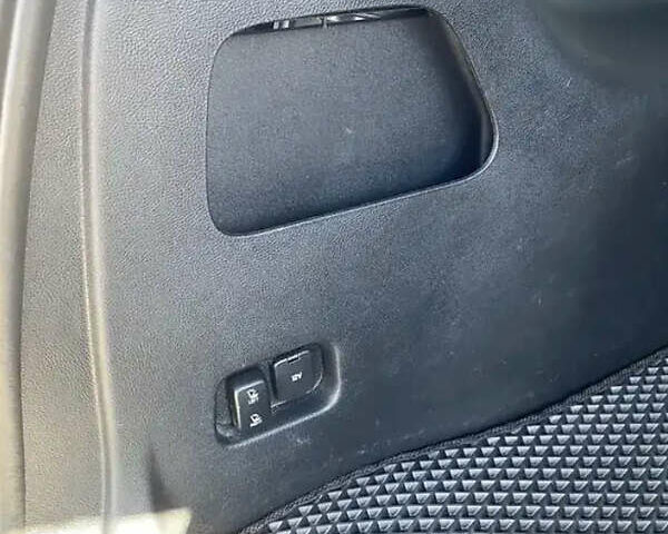 Чорний Форд Едж, об'ємом двигуна 2 л та пробігом 110 тис. км за 13500 $, фото 8 на Automoto.ua