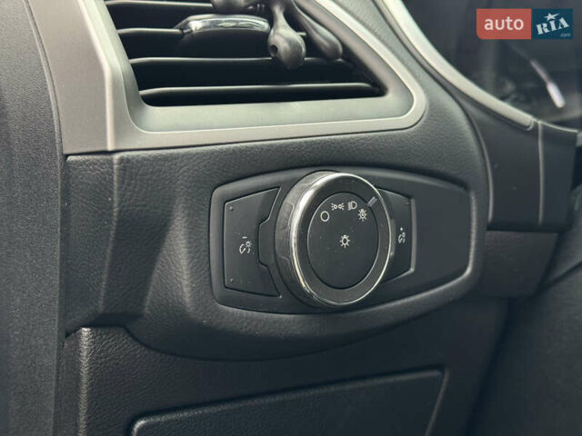 Форд Эдж 2015 в Львове на Automoto.ua Черный Форд Эдж, объемом двигателя 2 л и пробегом 168 тыс. км за 16700 $, фото 19 на Automoto.ua