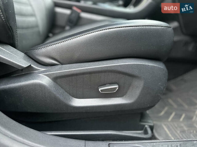 Черный Форд Эдж, объемом двигателя 3.5 л и пробегом 227 тыс. км за 14999 $, фото 40 на Automoto.ua