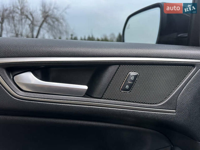 Черный Форд Эдж, объемом двигателя 3.5 л и пробегом 227 тыс. км за 14999 $, фото 10 на Automoto.ua