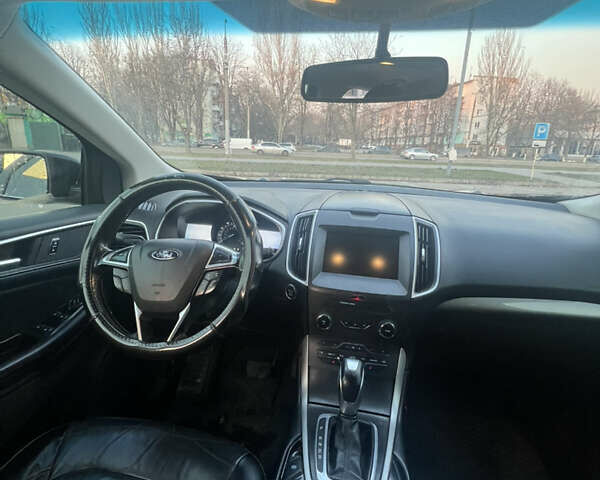 Черный Форд Эдж, объемом двигателя 2 л и пробегом 120 тыс. км за 13000 $, фото 10 на Automoto.ua