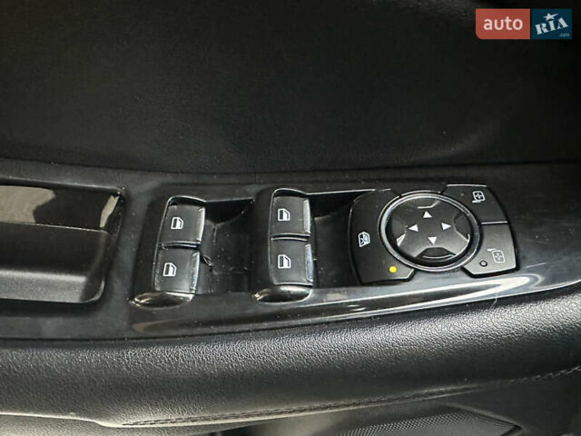 Черный Форд Эдж, объемом двигателя 3.5 л и пробегом 227 тыс. км за 14999 $, фото 11 на Automoto.ua