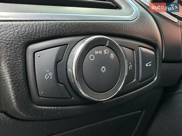 Чорний Форд Едж, об'ємом двигуна 2.72 л та пробігом 163 тис. км за 16500 $, фото 31 на Automoto.ua