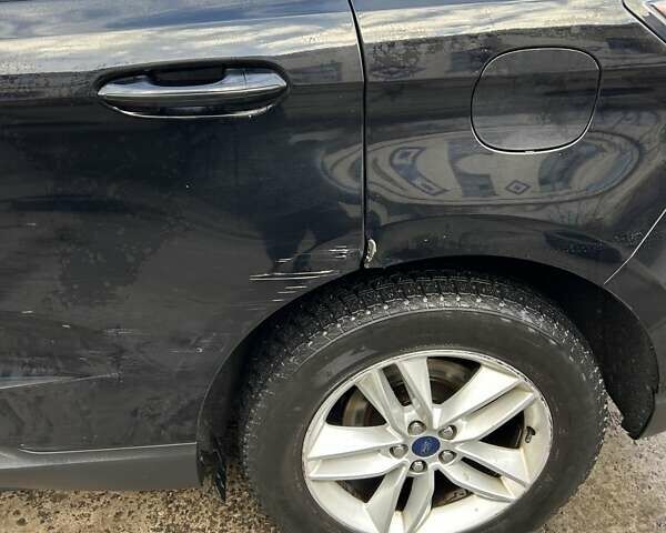 Черный Форд Эдж, объемом двигателя 2 л и пробегом 234 тыс. км за 12500 $, фото 6 на Automoto.ua