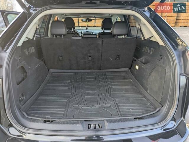 Черный Форд Эдж, объемом двигателя 2 л и пробегом 136 тыс. км за 15000 $, фото 21 на Automoto.ua