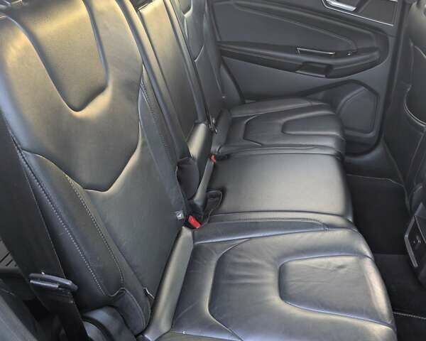 Черный Форд Эдж, объемом двигателя 2 л и пробегом 136 тыс. км за 15000 $, фото 19 на Automoto.ua