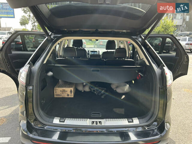 Черный Форд Эдж, объемом двигателя 2 л и пробегом 157 тыс. км за 19000 $, фото 20 на Automoto.ua