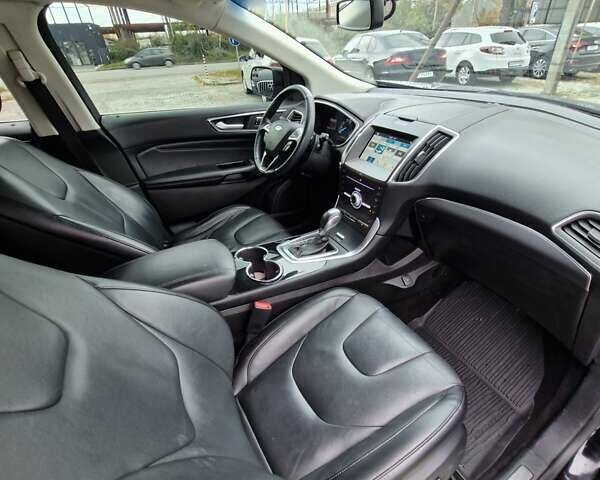 Чорний Форд Едж, об'ємом двигуна 2 л та пробігом 173 тис. км за 15900 $, фото 12 на Automoto.ua