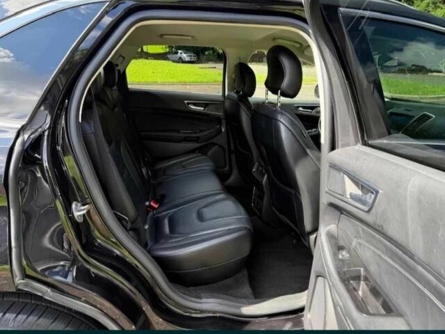 Черный Форд Эдж, объемом двигателя 3.5 л и пробегом 200 тыс. км за 15500 $, фото 5 на Automoto.ua