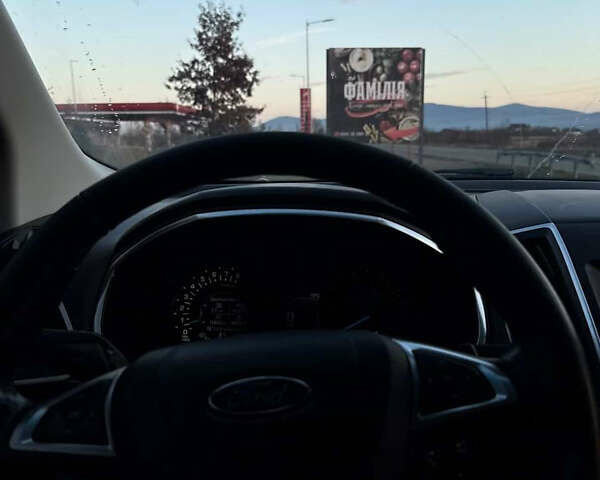 Черный Форд Эдж, объемом двигателя 2 л и пробегом 152 тыс. км за 16700 $, фото 16 на Automoto.ua