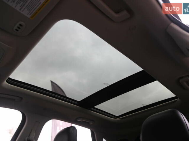 Форд Едж 2016 у Києві на Automoto.ua Чорний Форд Едж, об'ємом двигуна 2.69 л та пробігом 165 тис. км за 17900 $, фото 26 на Automoto.ua