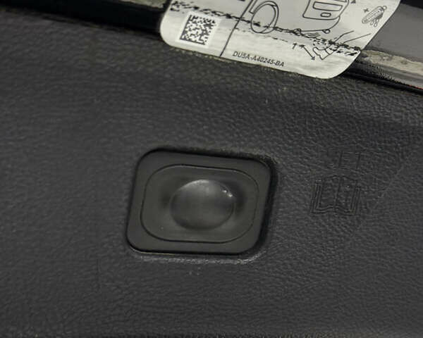 Черный Форд Эдж, объемом двигателя 2 л и пробегом 187 тыс. км за 18400 $, фото 18 на Automoto.ua