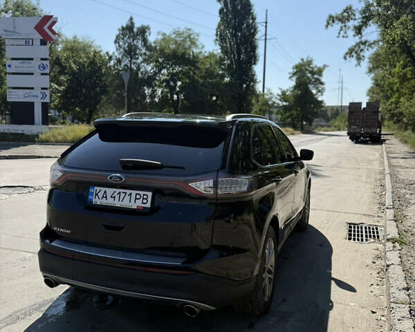 Черный Форд Эдж, объемом двигателя 2 л и пробегом 170 тыс. км за 22000 $, фото 4 на Automoto.ua