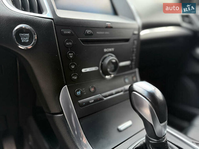 Чорний Форд Едж, об'ємом двигуна 2 л та пробігом 183 тис. км за 18500 $, фото 21 на Automoto.ua